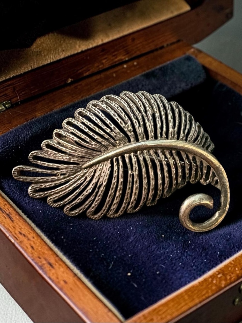 D'Orlan Vintage Decorative Metal Feather Brooch - Antique Silver, New old Stock